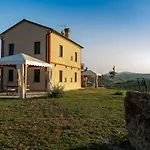 Acquasalata Farm stay *